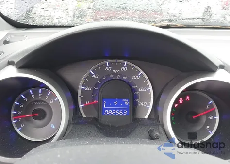 2010 Honda Fit Sport z USA, uszkodzony, nr VIN JHMGE8H48AC008755